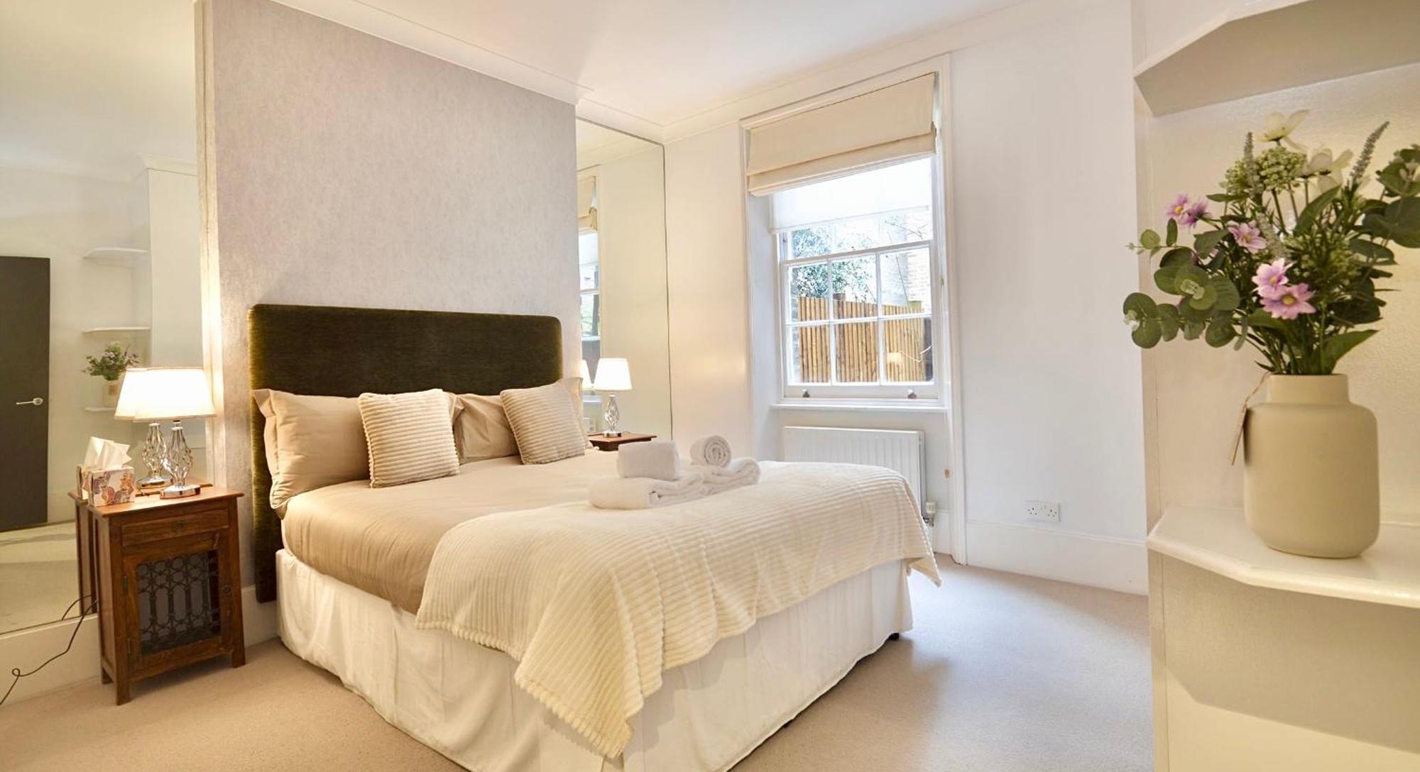 Kensington Apartment, Breakfast, 2 Baths London Bagian luar foto